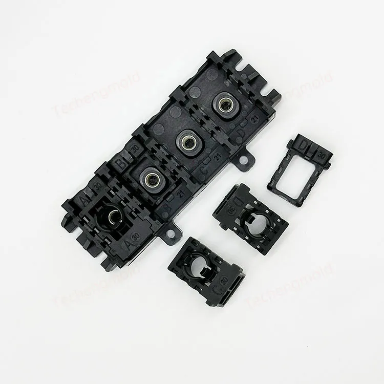 特诚科技精密工程塑料注塑件实拍